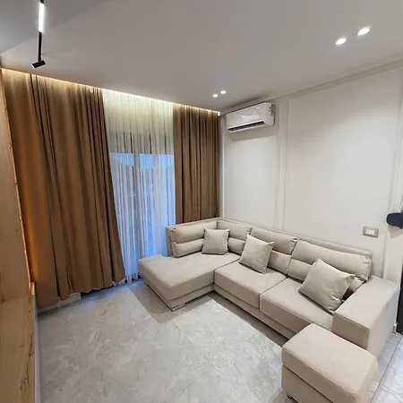 Albi Appartement Golem (Tirana)